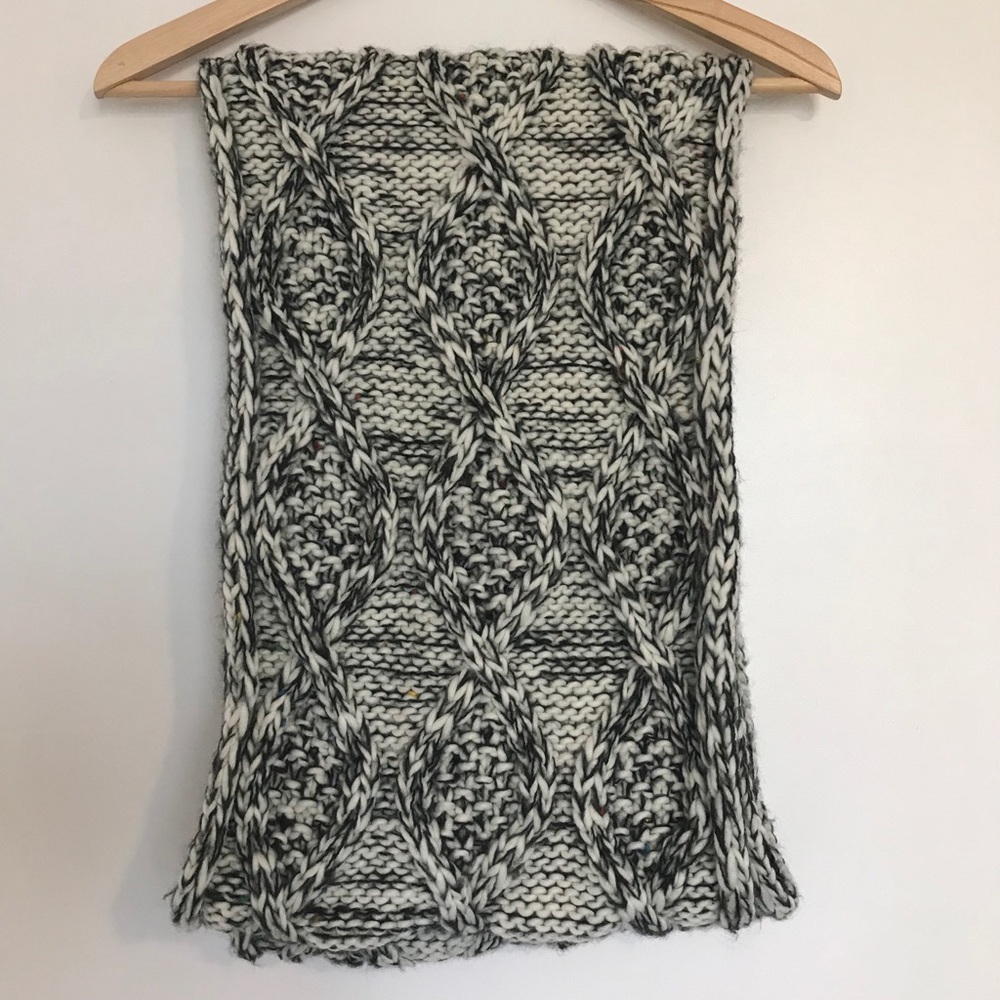 NWOT Loft infinity scarf